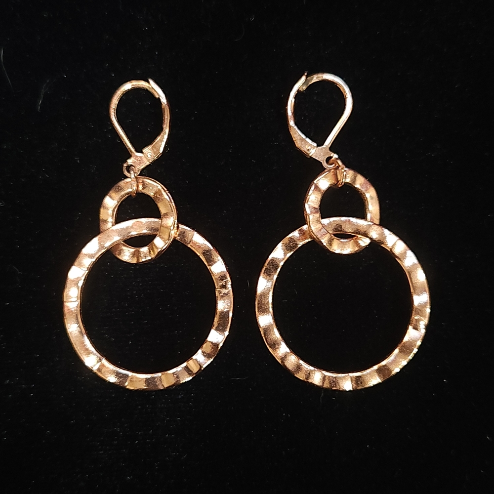 Rose Gold Tone Hammered Dangle Hoop Earrings Pierced Leverback Garold C Miller - Picture 1 of 4